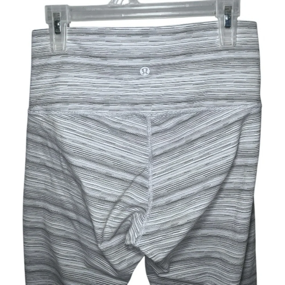 EUC Lululemon High Times Pant *Luxtreme ••Cyber Stripe White Silver Fox Sz 6